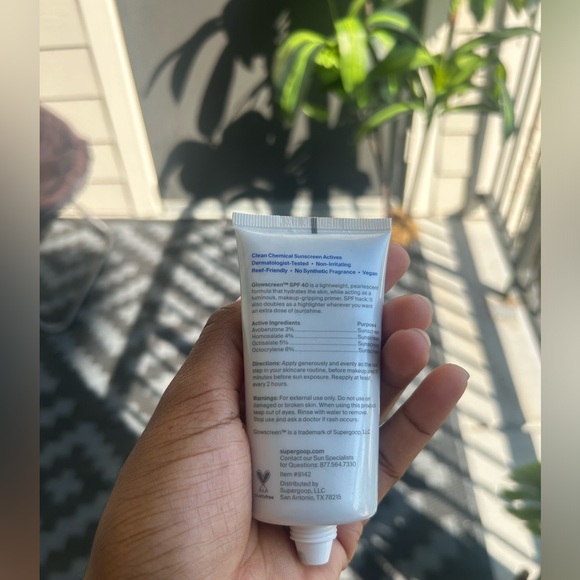 NEW!! Supergoop! Sunscreen in shade sunset - Picture 3 of 4